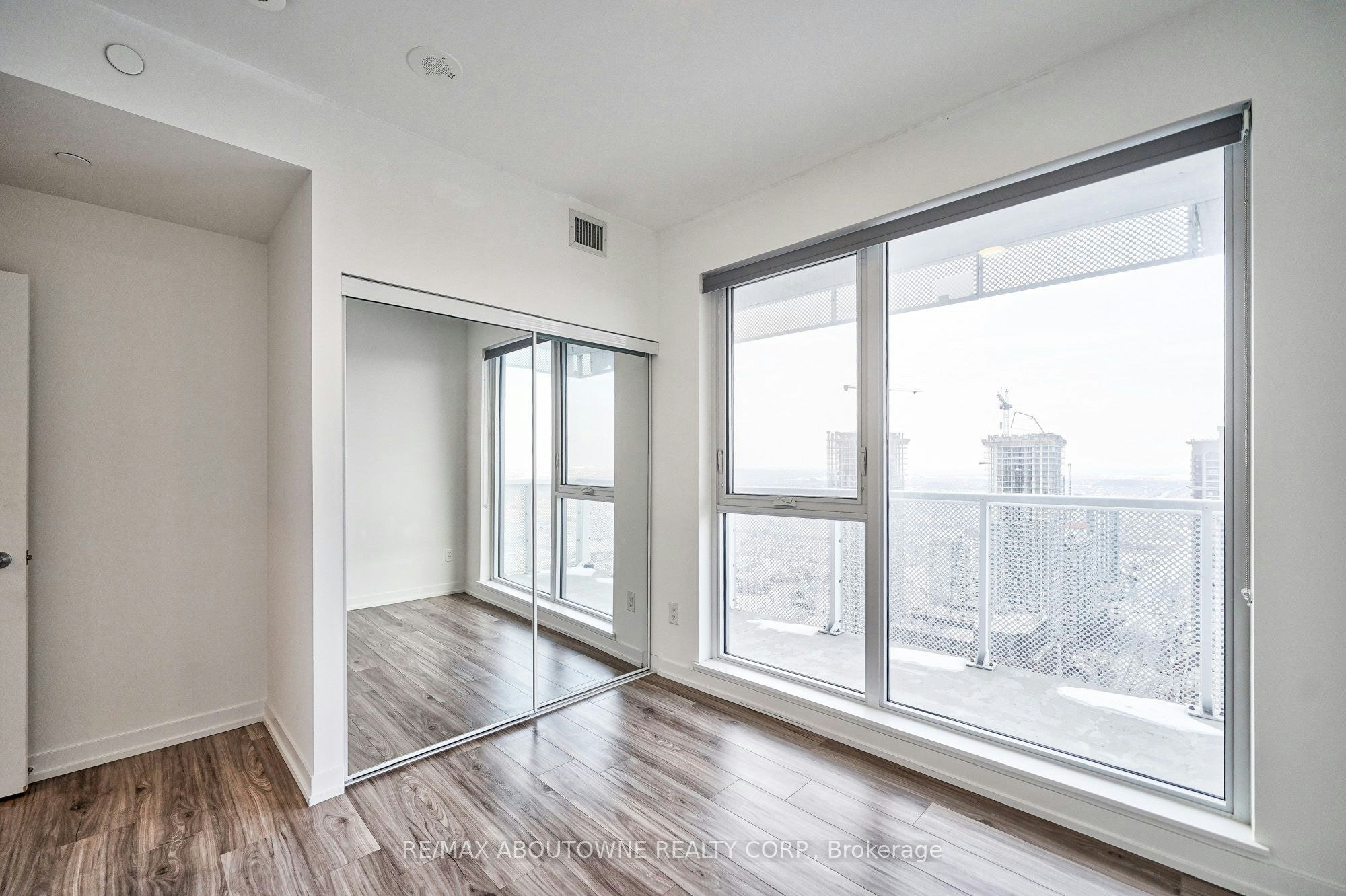 3603-4065 Confederation Parkway, Mississauga, ON, L5B 0L4 - 23