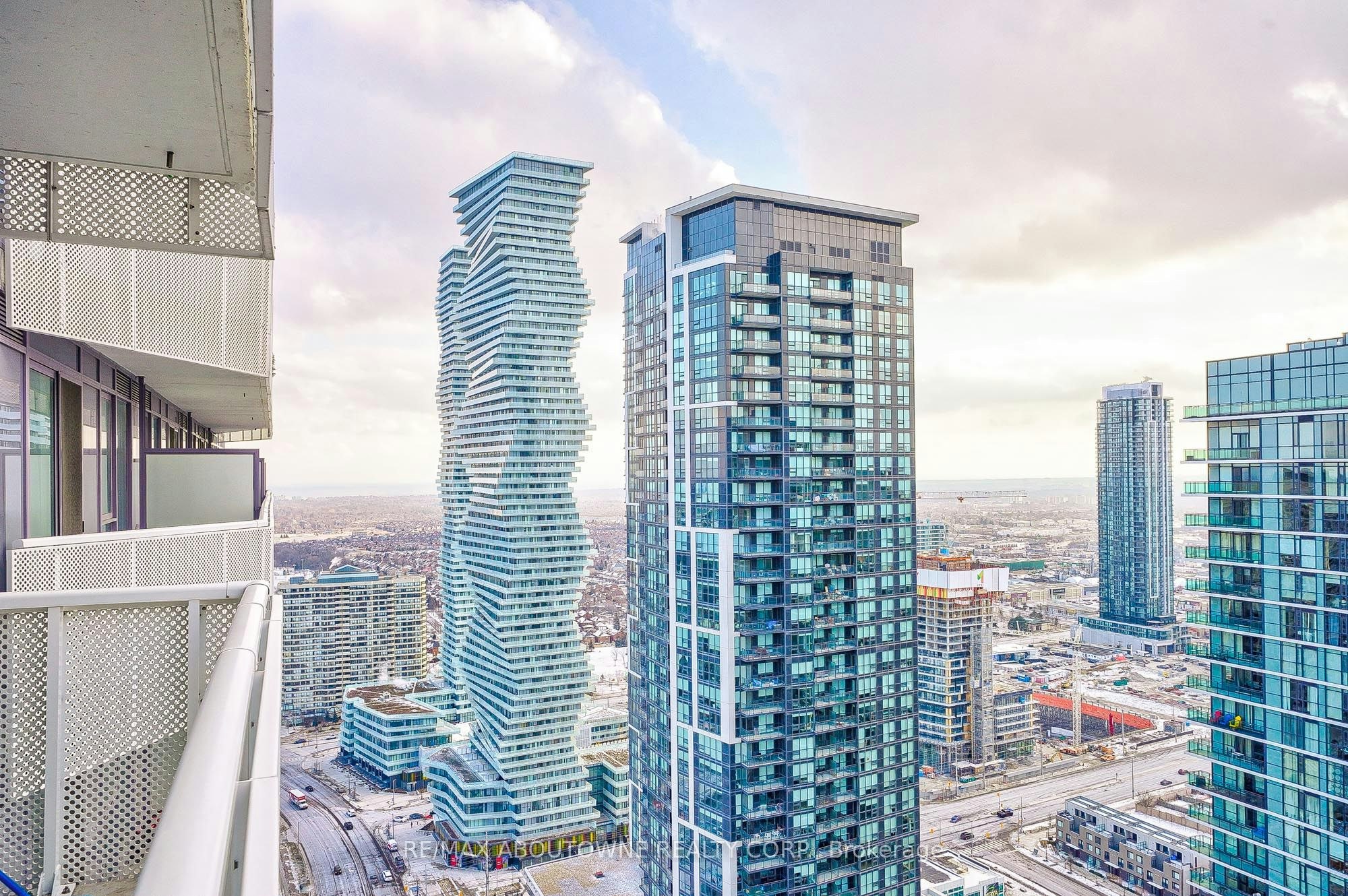 3603-4065 Confederation Parkway, Mississauga, ON, L5B 0L4 - 33