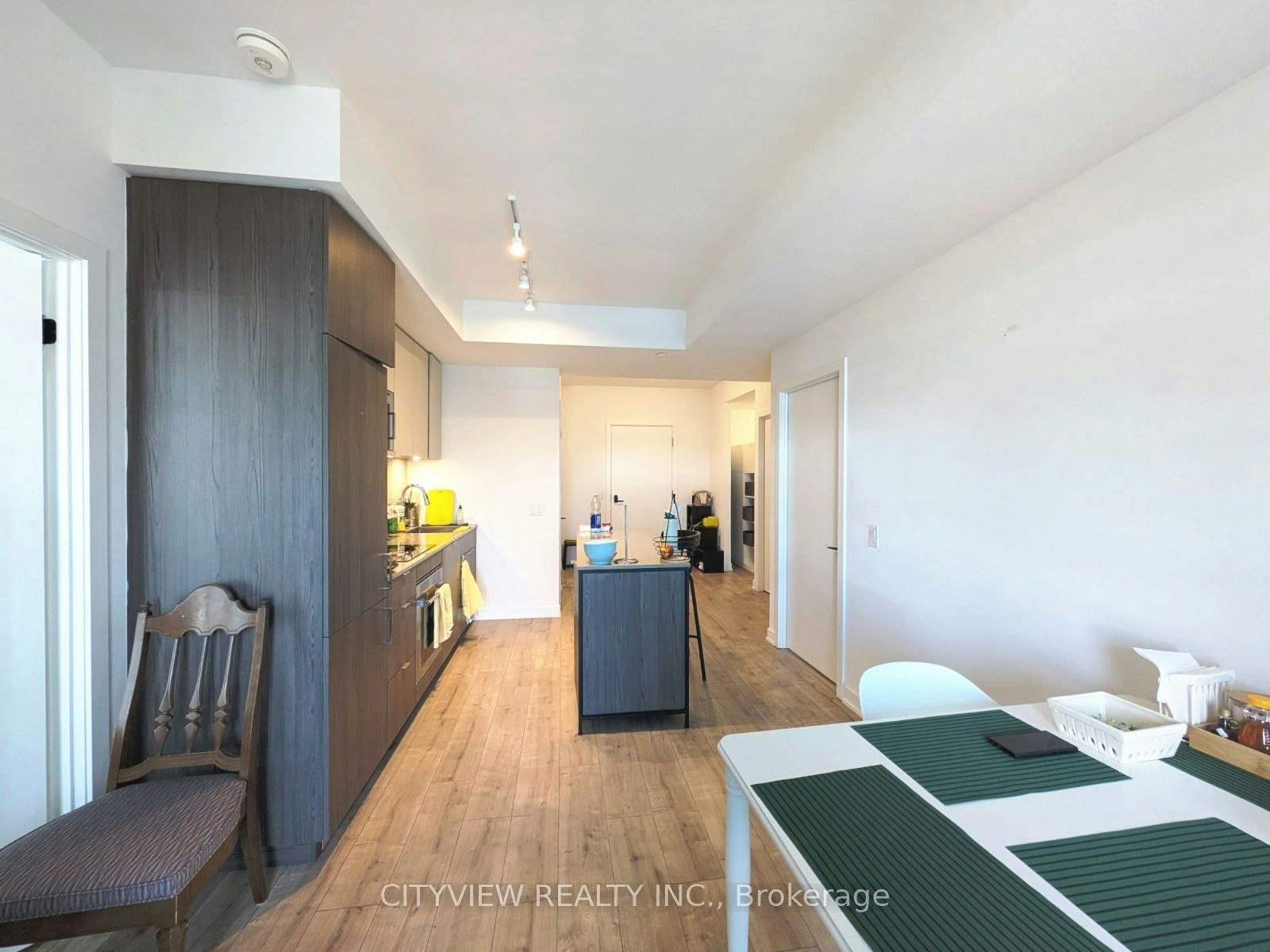 602-220 Missinihe Way, Mississauga, ON, L5H 0A9 - 5