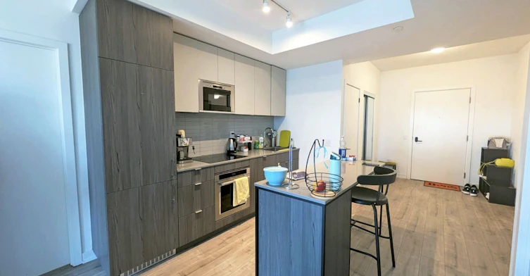 602-220 Missinihe Way, Mississauga, ON, L5H 0A9 - 3