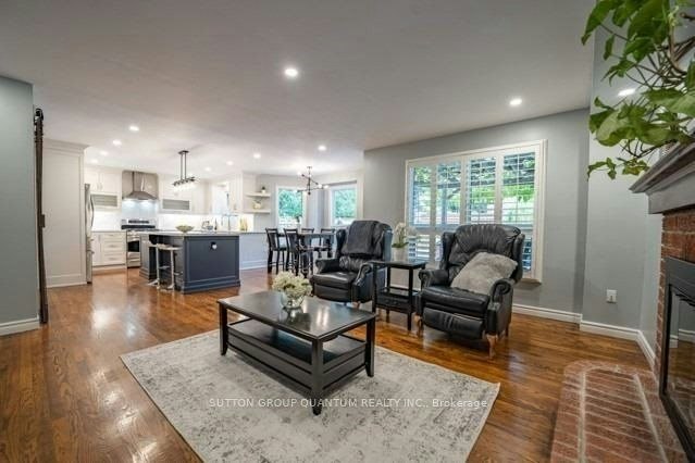 1117 Valleybrook Drive, Oakville, ON, L6H 4N1 - 5