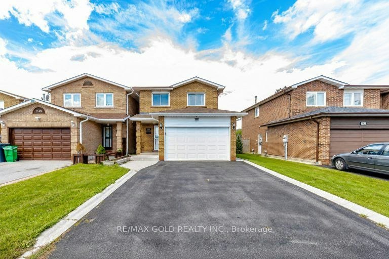 240 Simmons Boulevard, Brampton, ON, L6V 3Y1