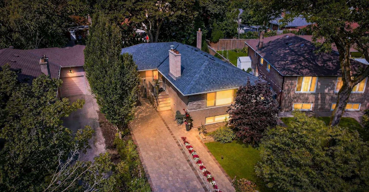 57 Merrygale Crescent, Toronto, ON, M9B 5N9 - 4