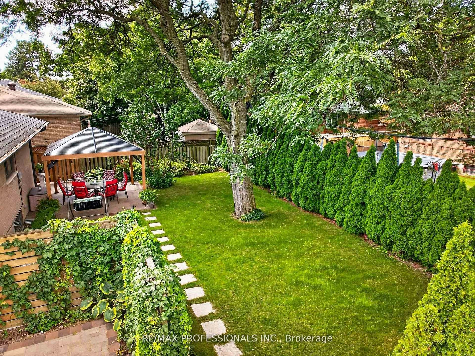 57 Merrygale Crescent, Toronto, ON, M9B 5N9 - 42