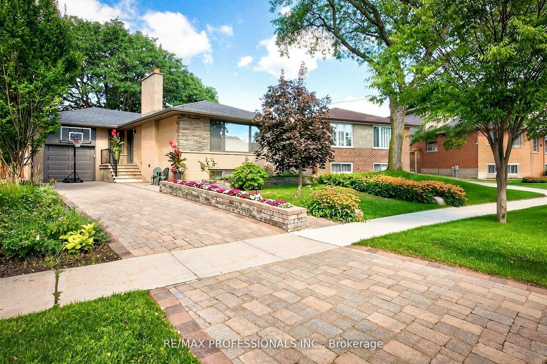 57 Merrygale Crescent, Toronto, ON, M9B 5N9 - 6