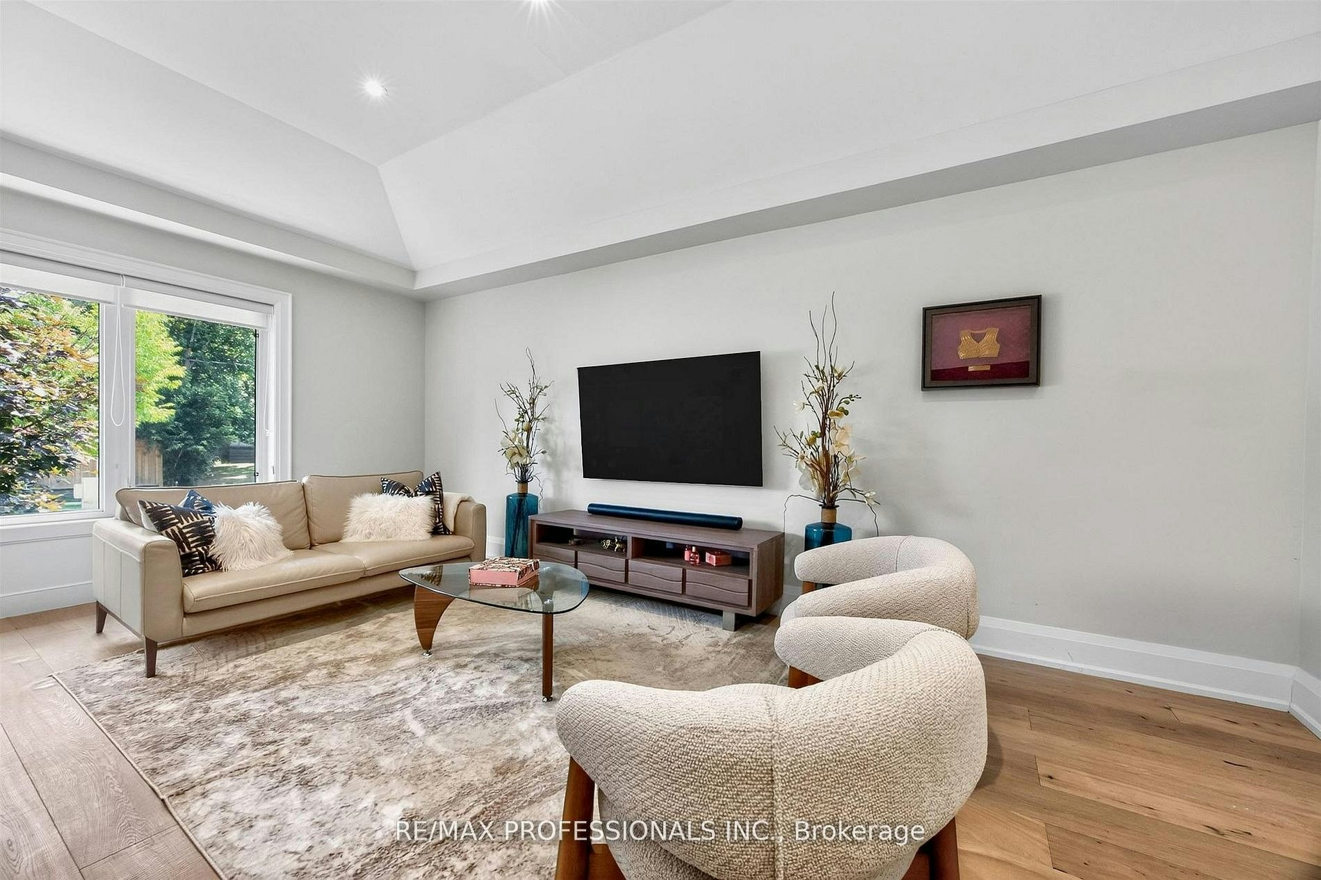 57 Merrygale Crescent, Toronto, ON, M9B 5N9 - 11
