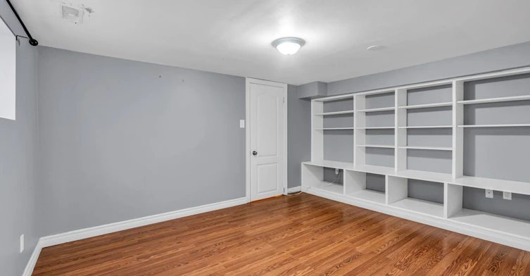 65 Kirknewton Road, Toronto, ON, M6E 3X9 - 23