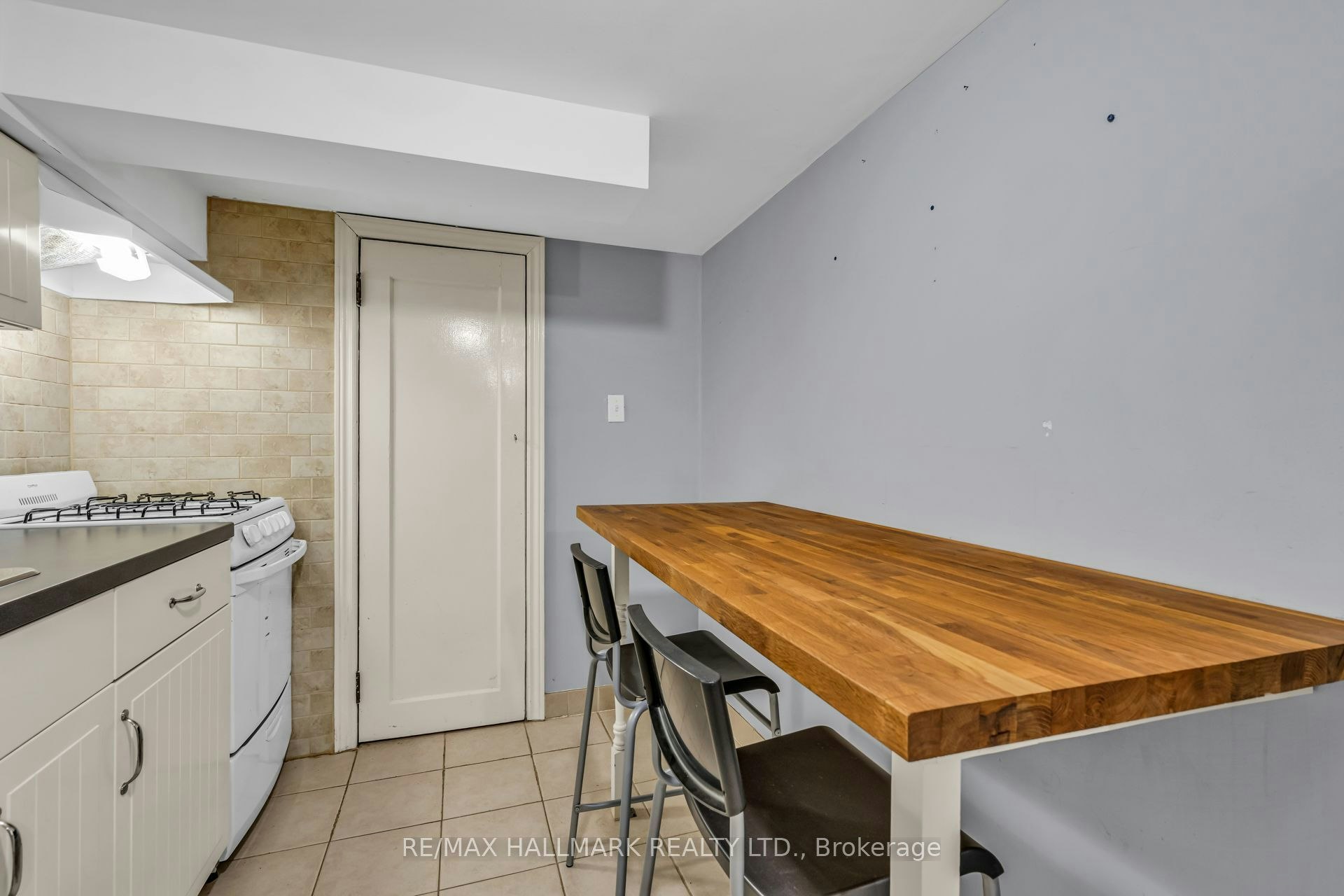 65 Kirknewton Road, Toronto, ON, M6E 3X9 - 18
