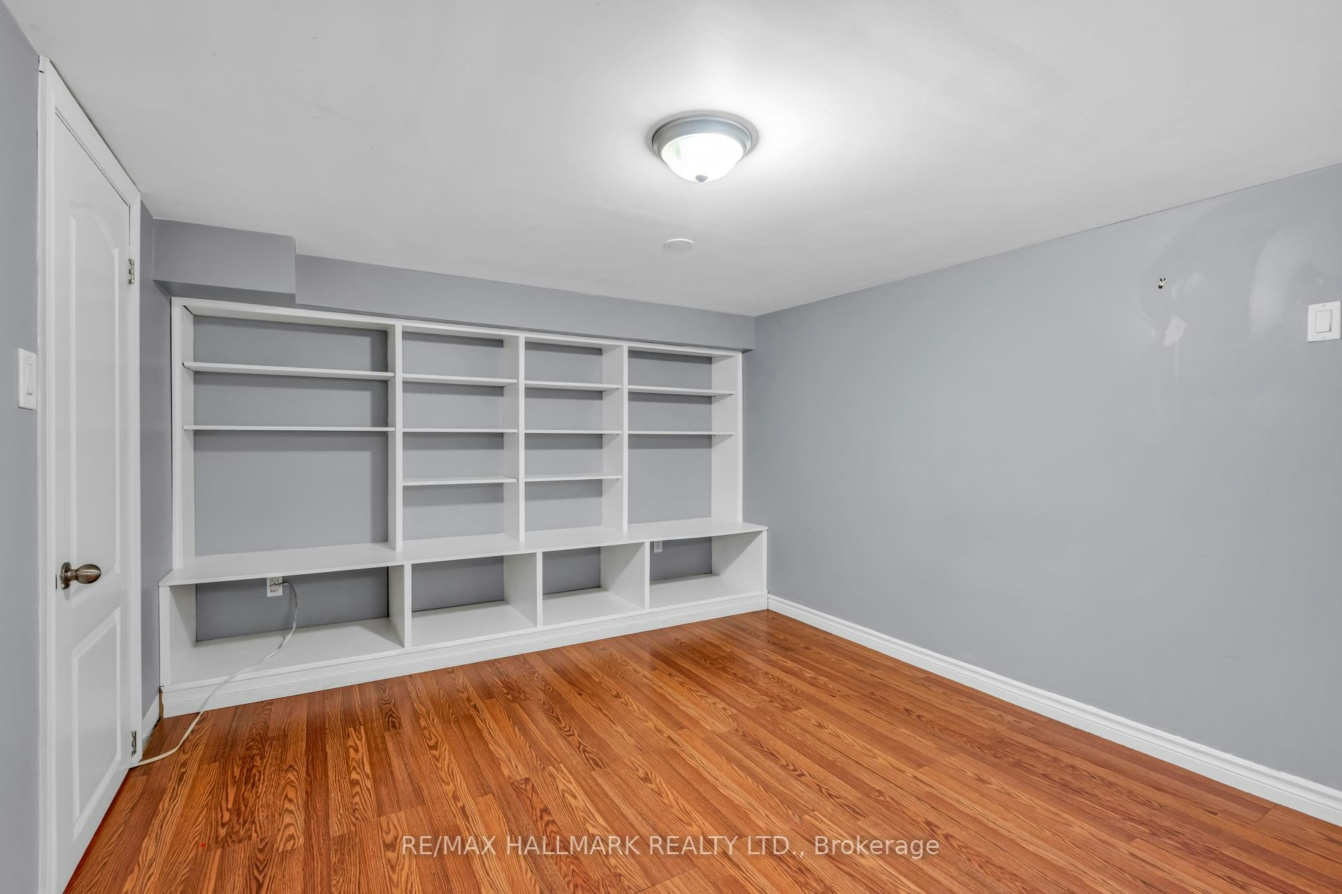 65 Kirknewton Road, Toronto, ON, M6E 3X9 - 25