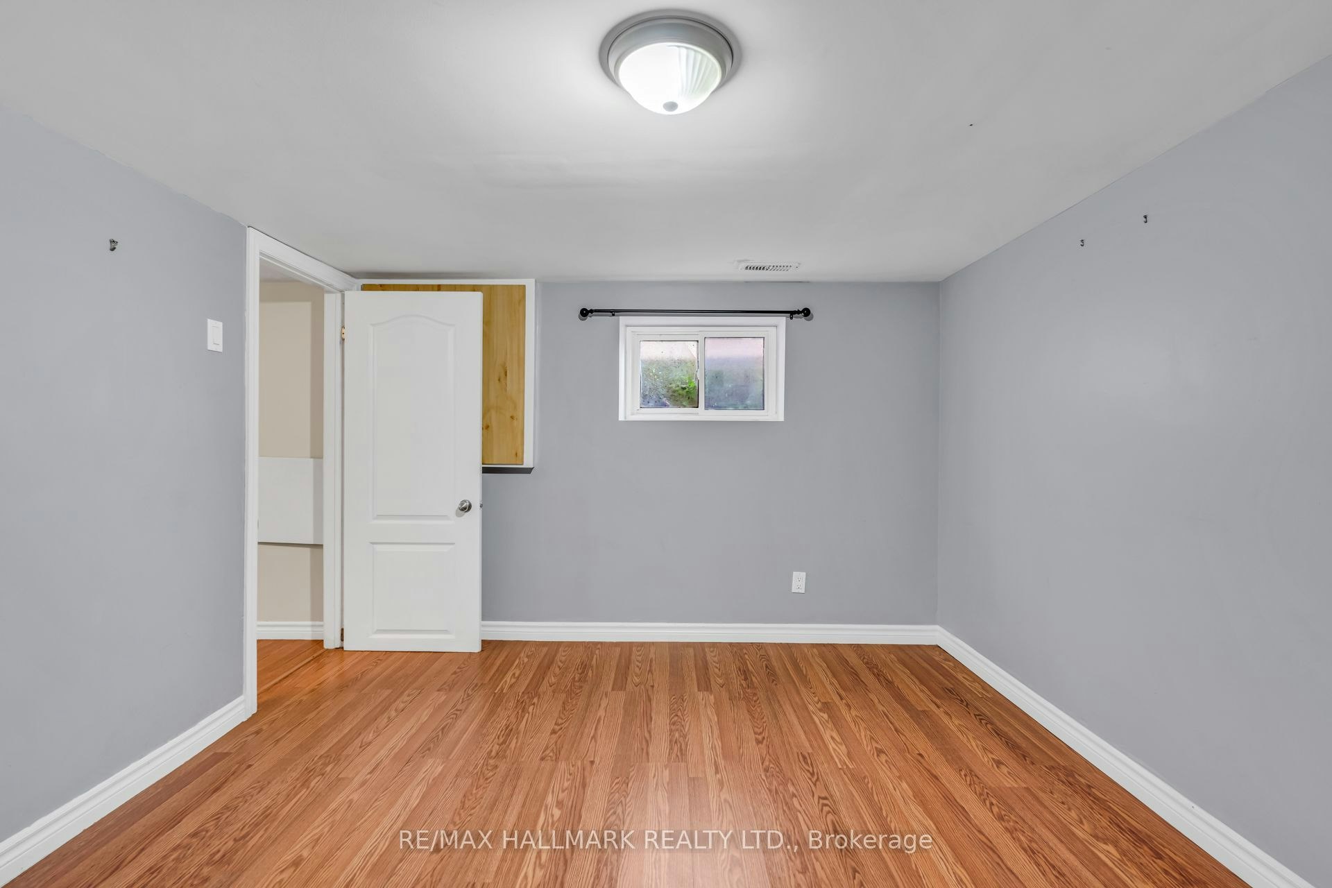 65 Kirknewton Road, Toronto, ON, M6E 3X9 - 27