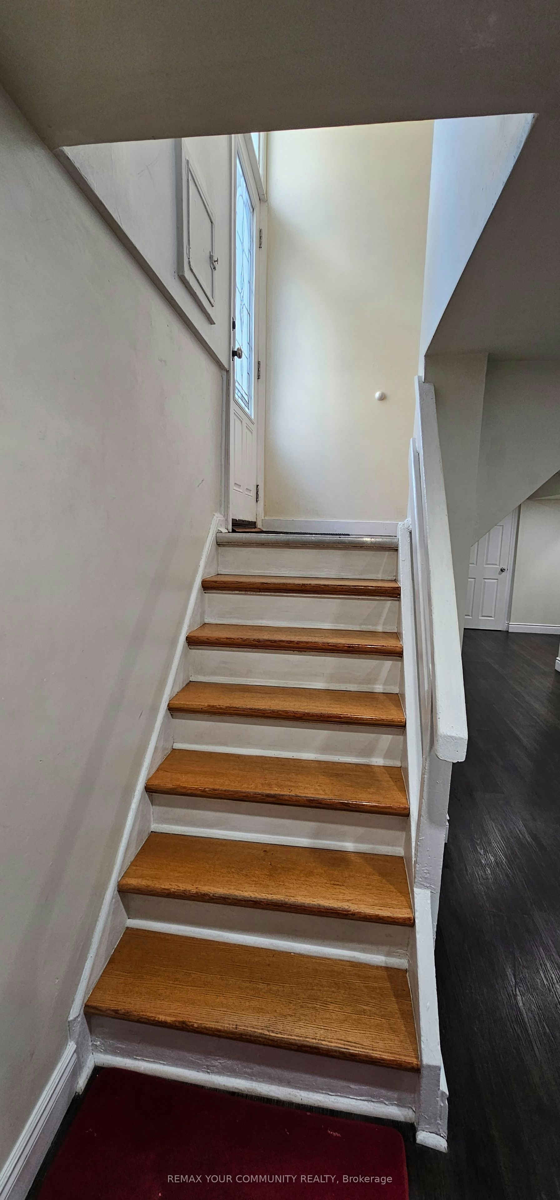 51 Davelayne Road, Toronto, ON, M9M 2A6 - 12