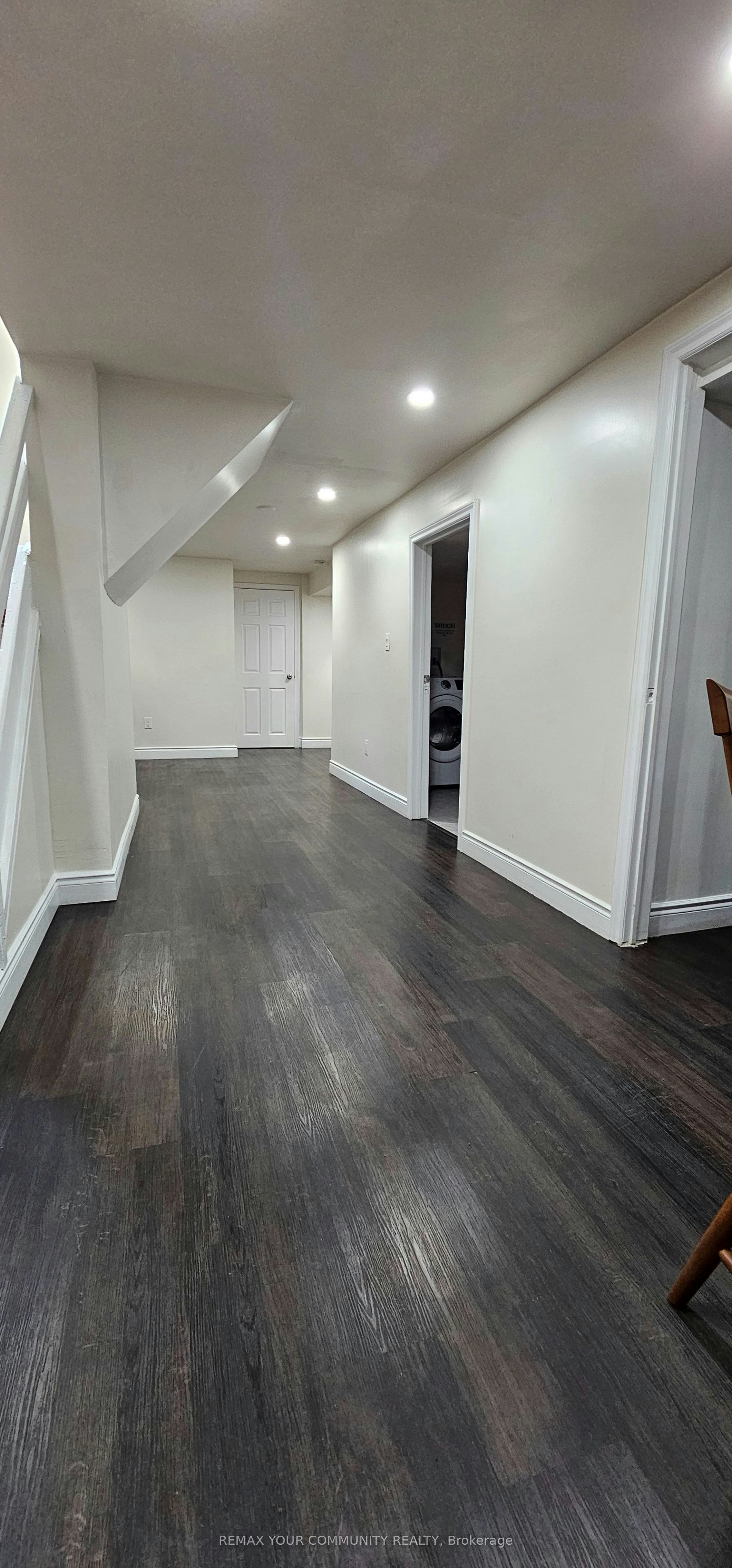 51 Davelayne Road, Toronto, ON, M9M 2A6 - 10