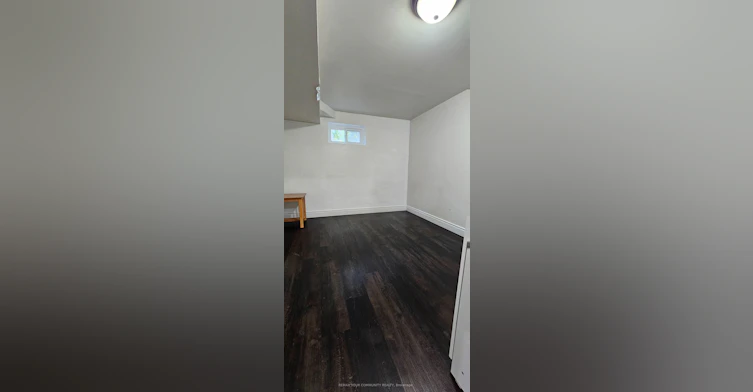 51 Davelayne Road, Toronto, ON, M9M 2A6 - 7