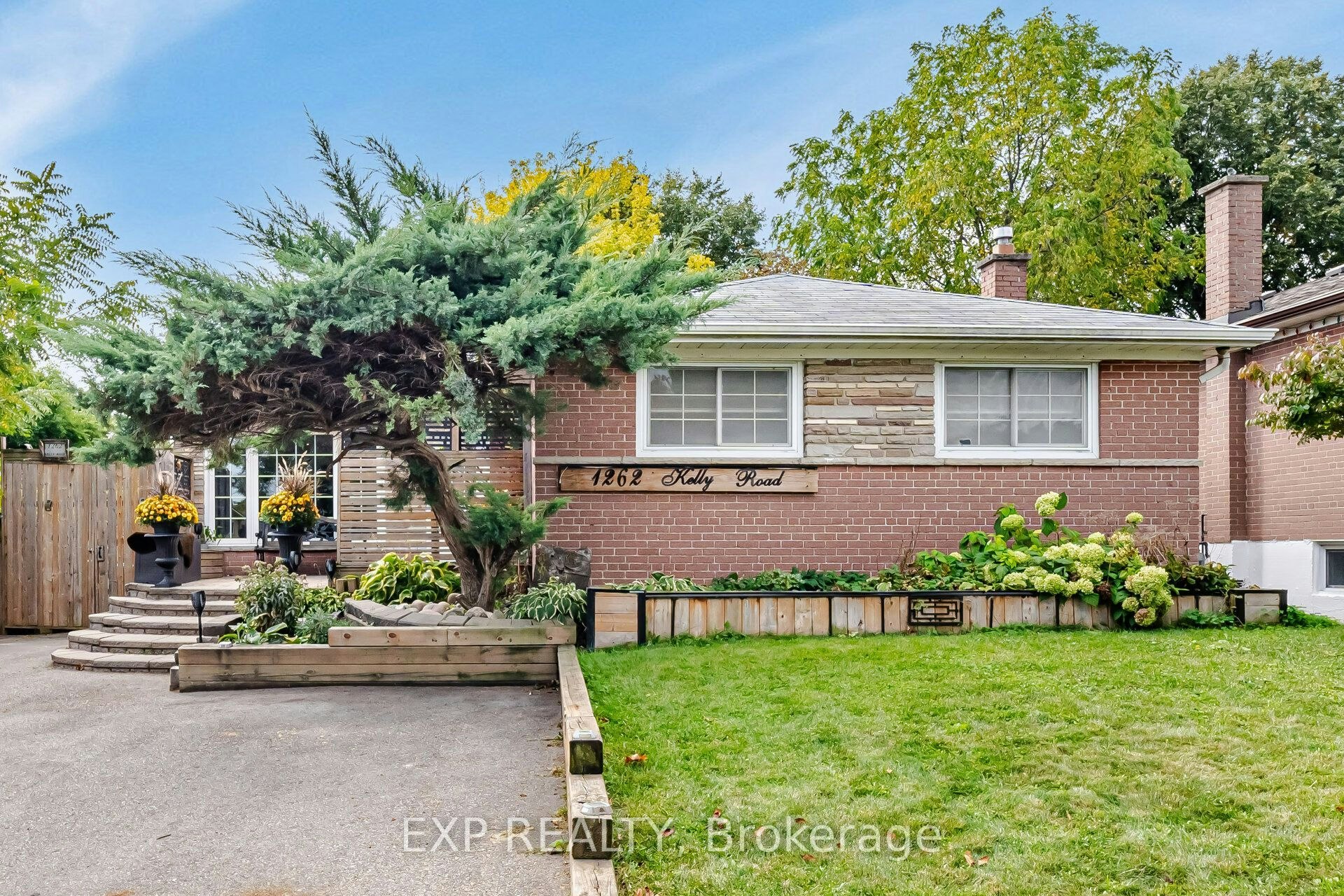 1262 Kelly Road, Mississauga, ON, L5J 3T9