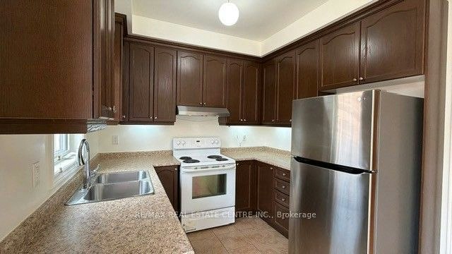 759 Asleton Boulevard, Milton, ON, L9T 8K3 - 12
