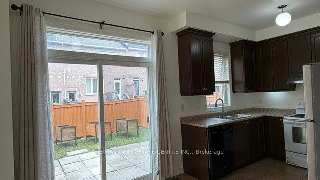 759 Asleton Boulevard, Milton, ON, L9T 8K3 - 10