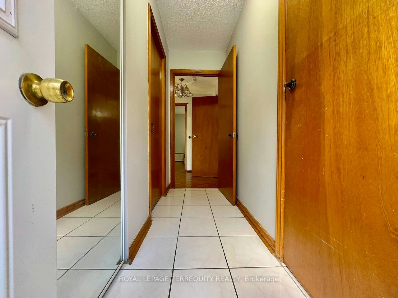 Upper Level-13 Milford Crescent, Brampton, ON, L6S 3E3 - 27