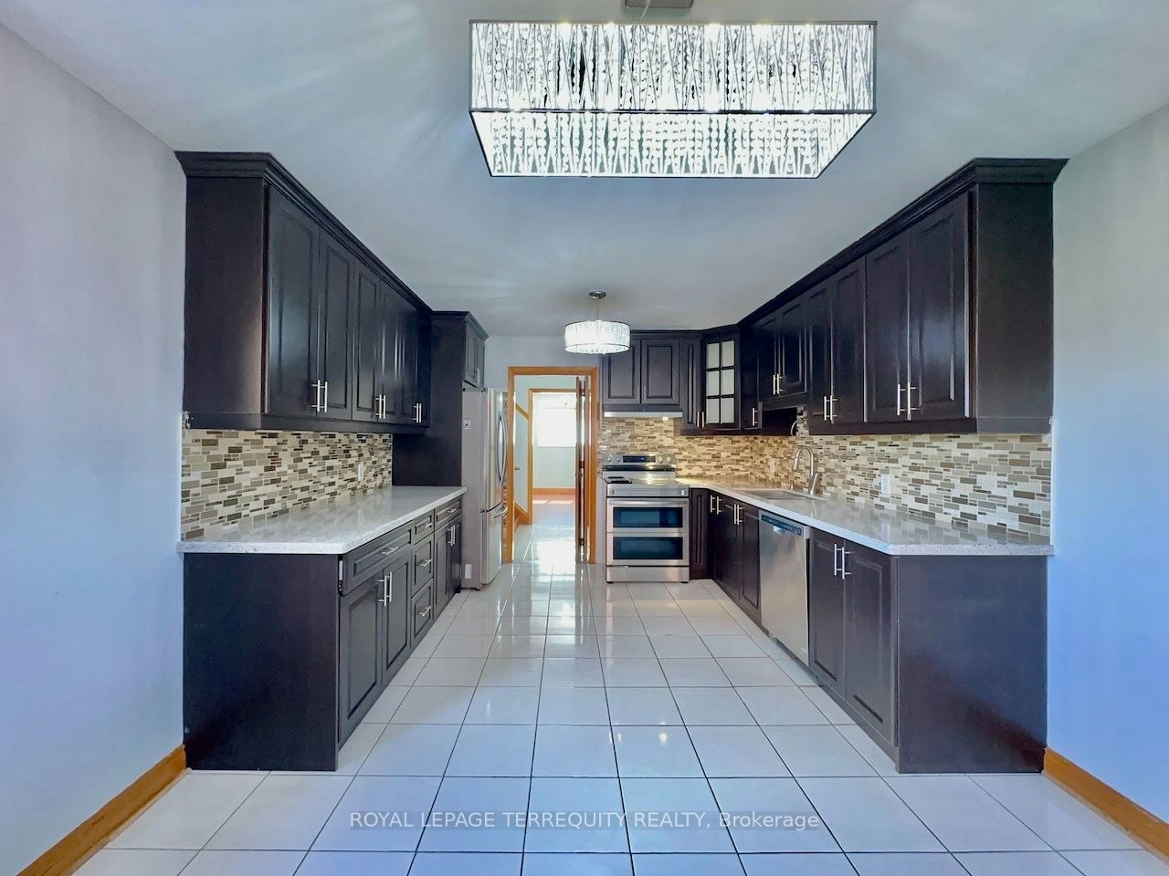 Upper Level-13 Milford Crescent, Brampton, ON, L6S 3E3 - 5