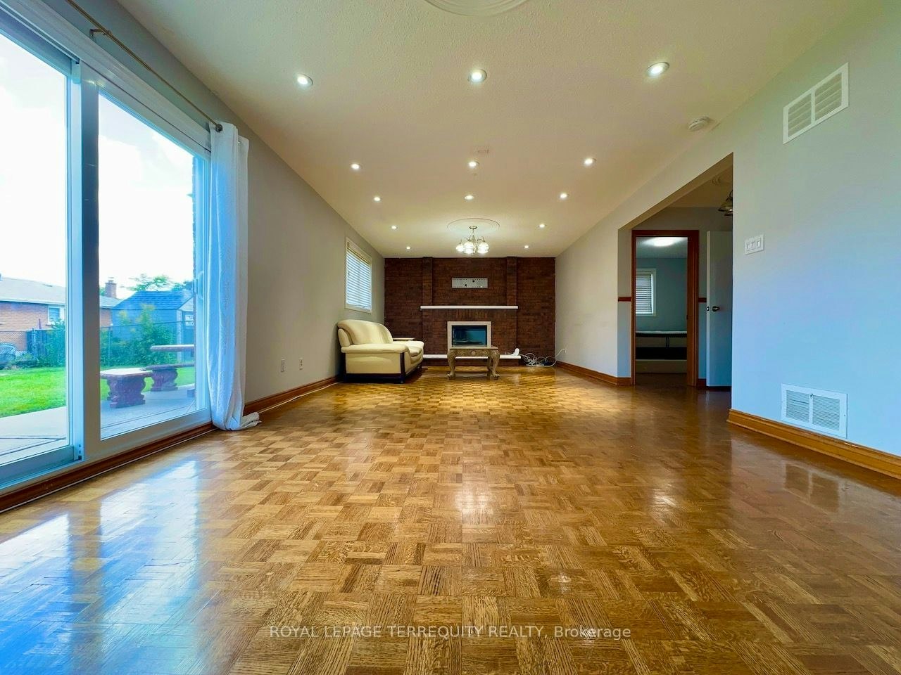 Upper Level-13 Milford Crescent, Brampton, ON, L6S 3E3 - 22