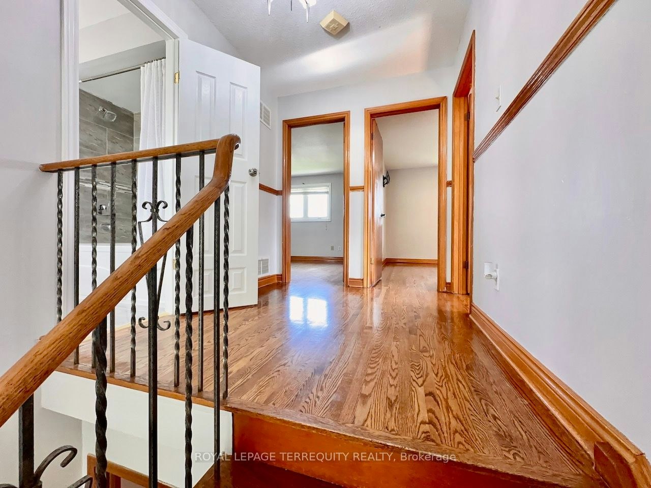 Upper Level-13 Milford Crescent, Brampton, ON, L6S 3E3 - 12