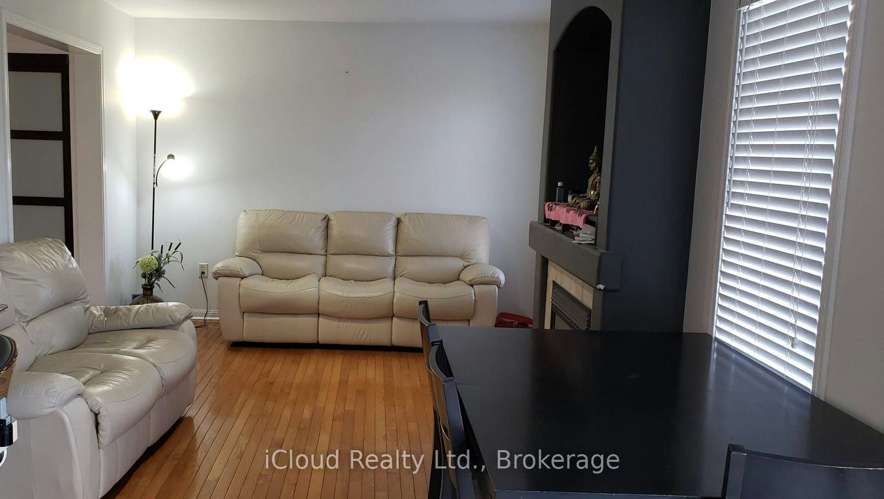1675 Samuelson Circle, Mississauga, ON, L5N 7Z8 - 6