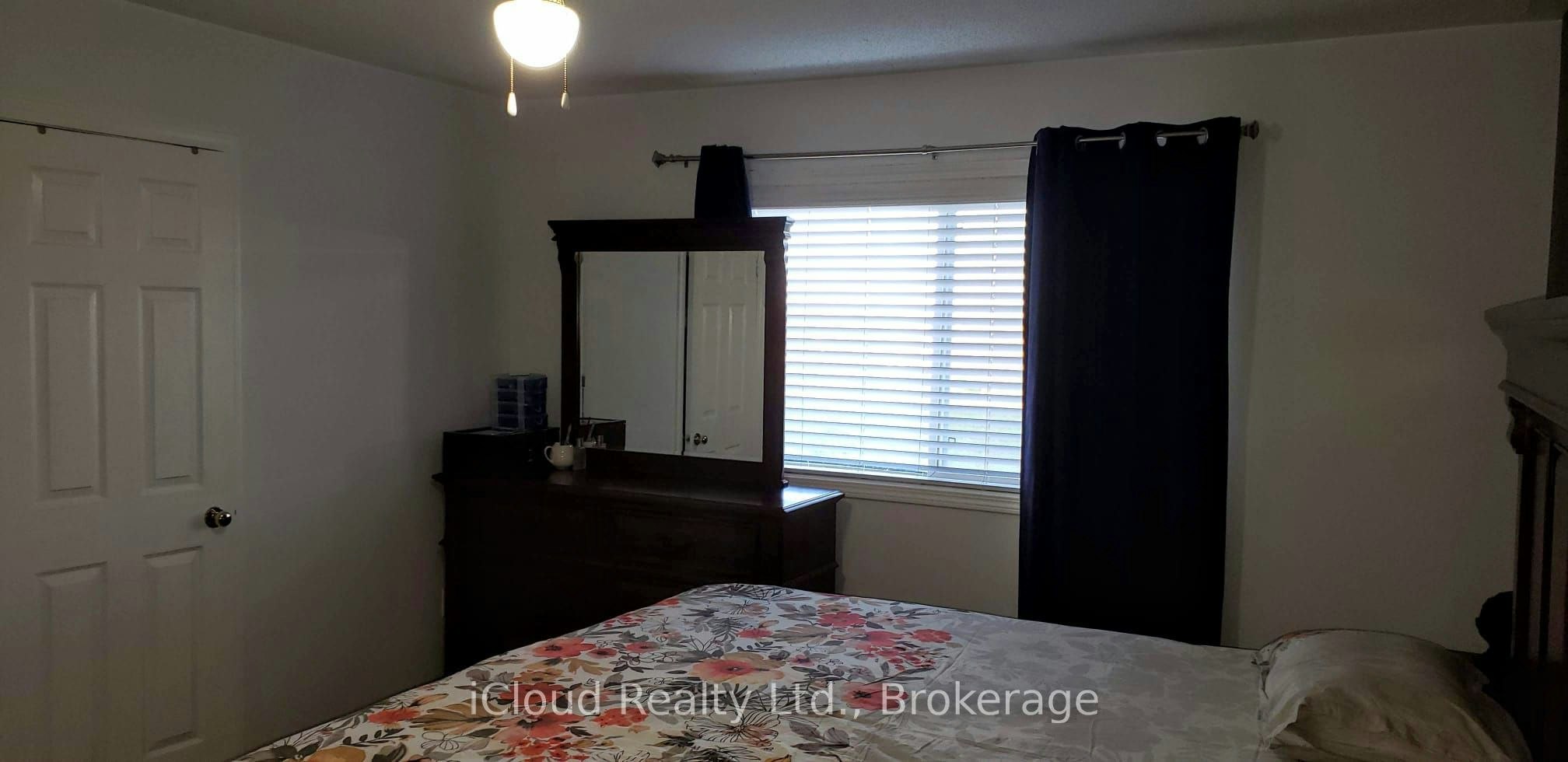 1675 Samuelson Circle, Mississauga, ON, L5N 7Z8 - 9