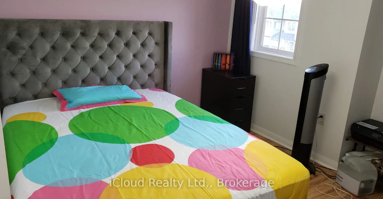 1675 Samuelson Circle, Mississauga, ON, L5N 7Z8 - 10