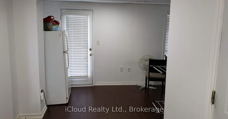 1675 Samuelson Circle, Mississauga, ON, L5N 7Z8 - 12
