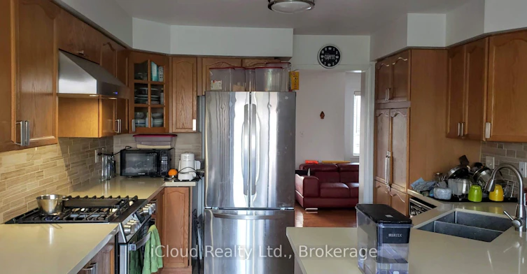 1675 Samuelson Circle, Mississauga, ON, L5N 7Z8 - 2