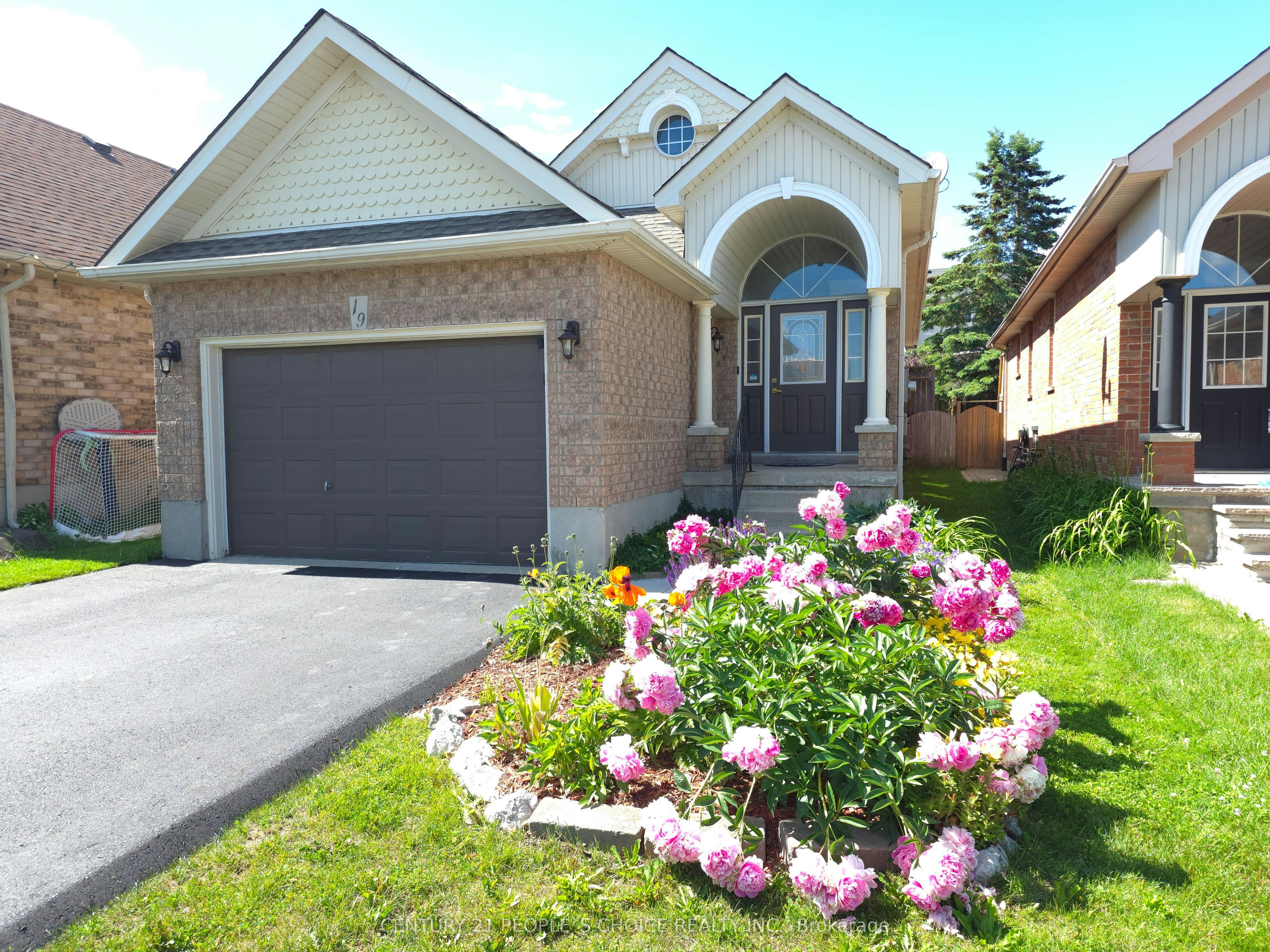 19 Mckitrick Drive, Orangeville, ON, L9W 5C2