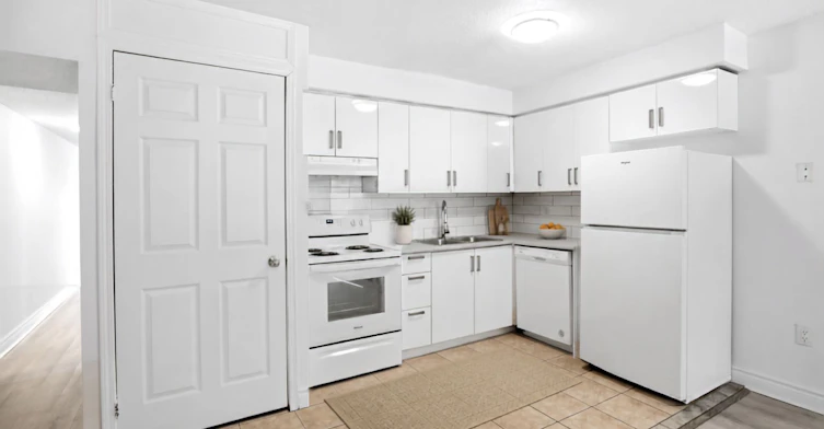1187L-1187 Lansdowne Avenue, Toronto, ON, M6H 3Z7 - 3