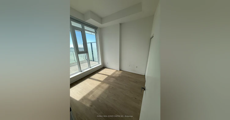 605-3900 Confederation Parkway, Mississauga, ON, L5B 0M3 - 9