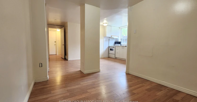 102-3 Greenbrook Drive, Toronto, ON, M6M 2J8 - 8