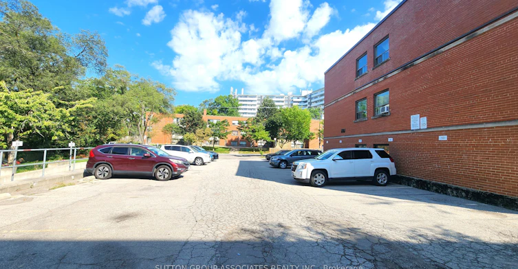 102-3 Greenbrook Drive, Toronto, ON, M6M 2J8 - 24