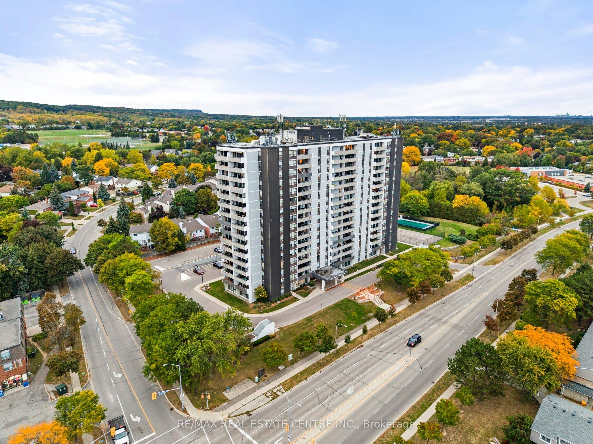 602-2055 Upper Middle Road, Burlington, ON, L7P 3P4