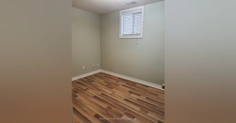 5260 Floral Hill Basement Crescent, Mississauga, ON, L5V 1V4 - 11