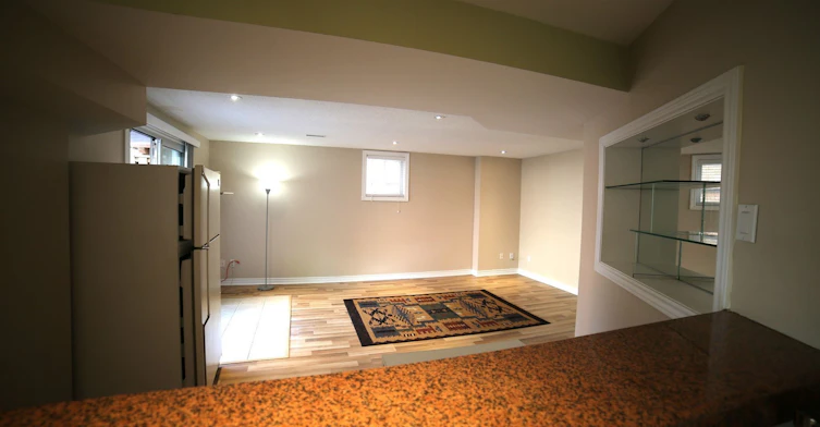 5260 Floral Hill Basement Crescent, Mississauga, ON, L5V 1V4 - 3