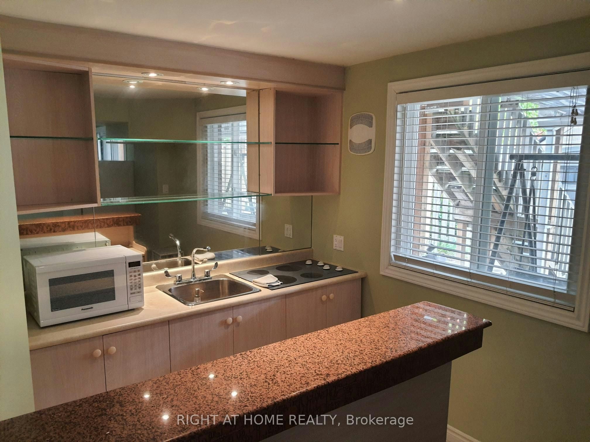 5260 Floral Hill Basement Crescent, Mississauga, ON, L5V 1V4 - 13