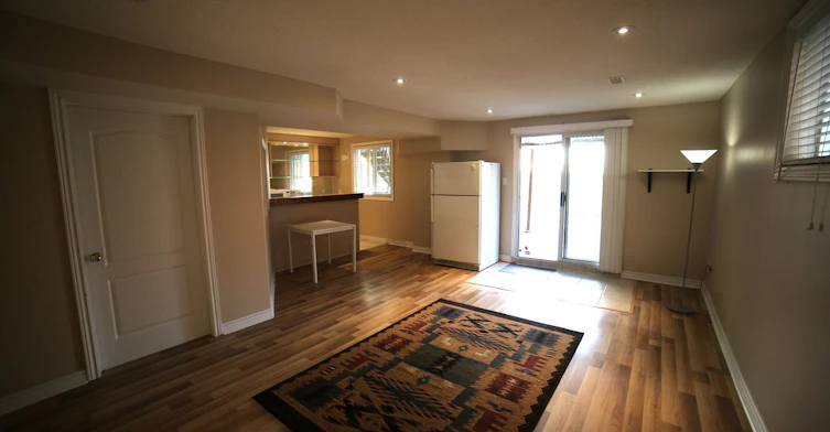 5260 Floral Hill Basement Crescent, Mississauga, ON, L5V 1V4 - 2