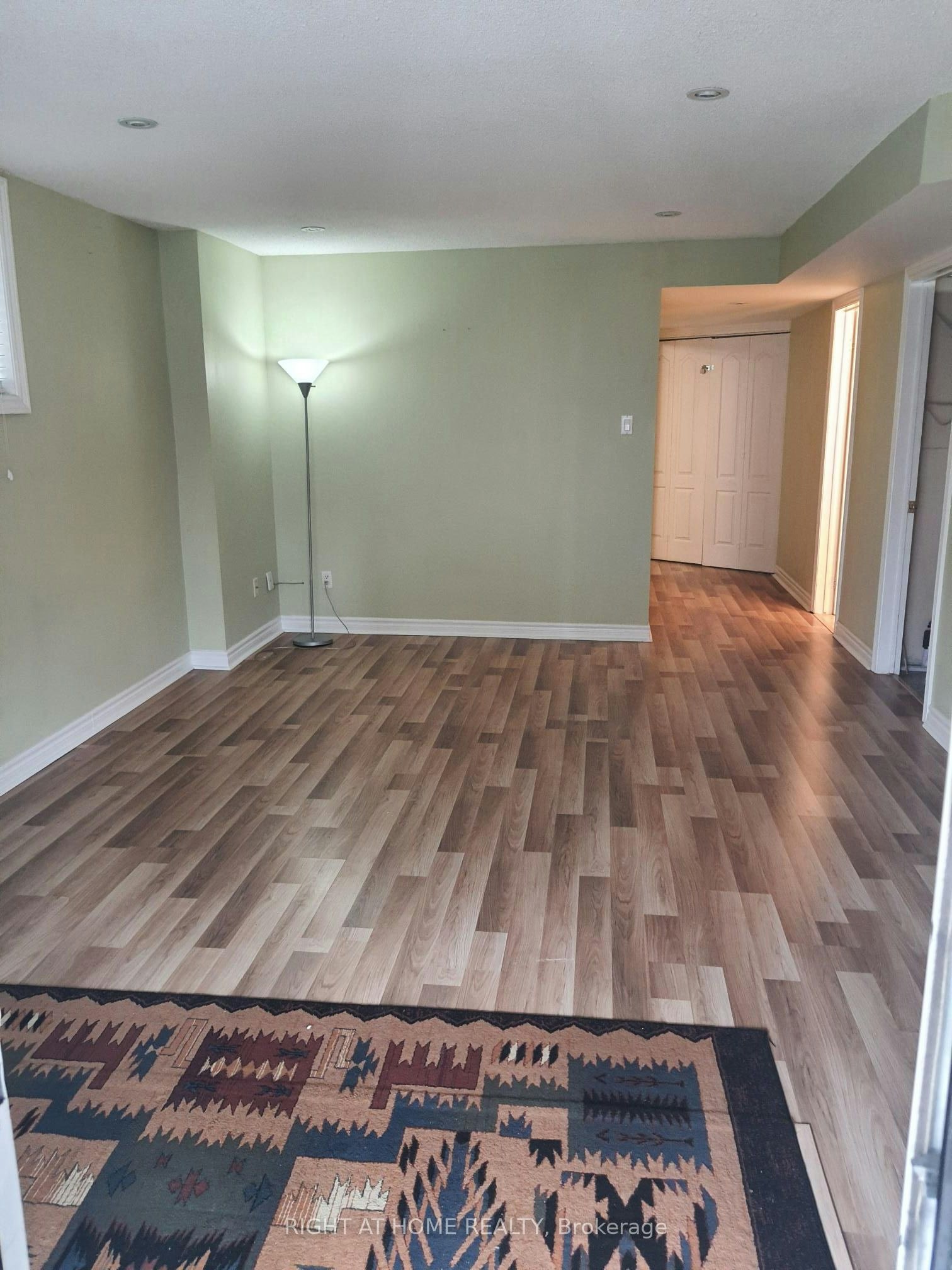 5260 Floral Hill Basement Crescent, Mississauga, ON, L5V 1V4 - 5