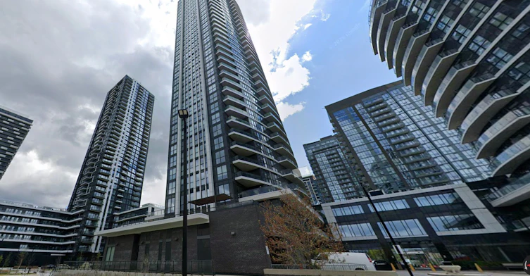 720-35 Watergarden Drive, Mississauga, ON, L5R 0G8 - 2