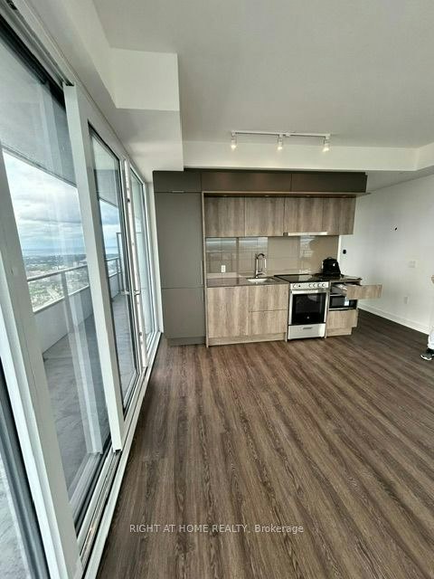 6205-448 Burnhamthorpe Rd Road W, Mississauga, ON, L5B 0R4 - 5