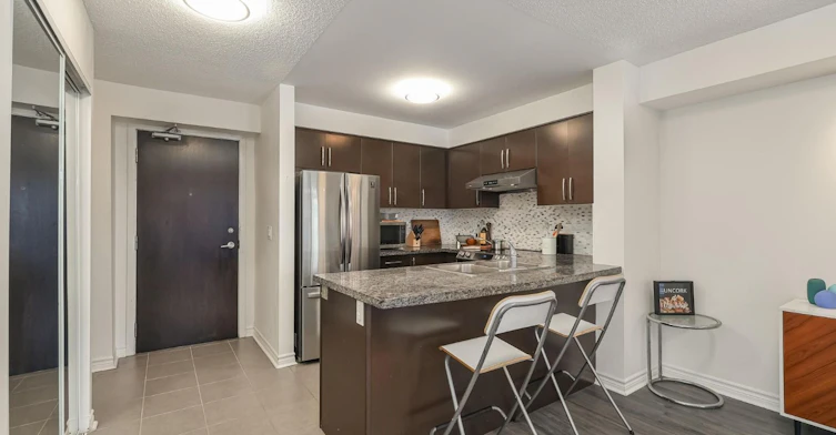 2402-3 Michael Power Place, Toronto, ON, M9A 0A2 - 12