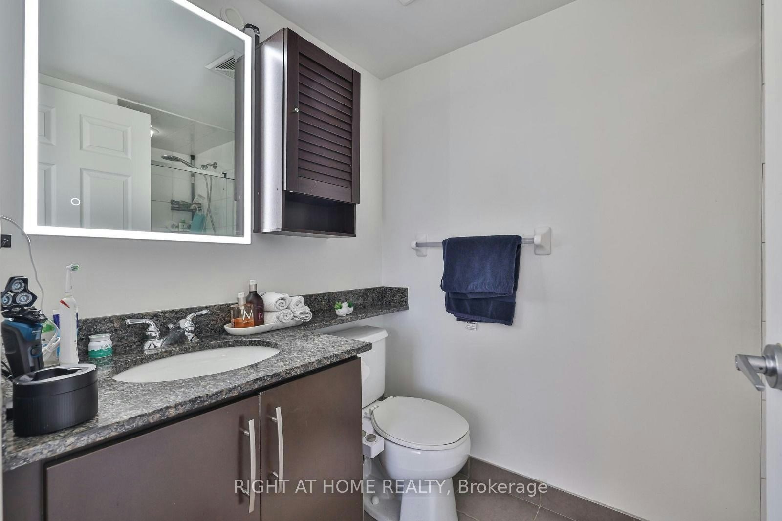 2402-3 Michael Power Place, Toronto, ON, M9A 0A2 - 18