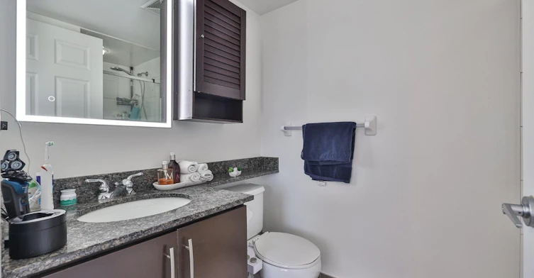 2402-3 Michael Power Place, Toronto, ON, M9A 0A2 - 18
