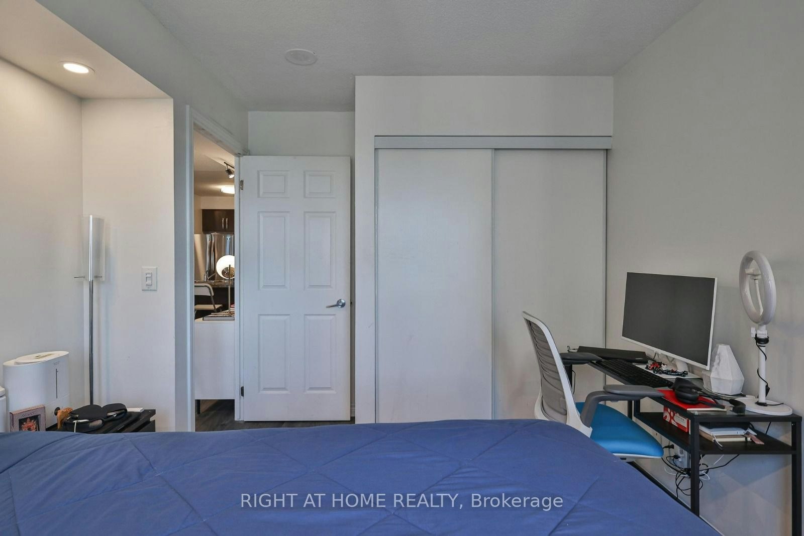 2402-3 Michael Power Place, Toronto, ON, M9A 0A2 - 23