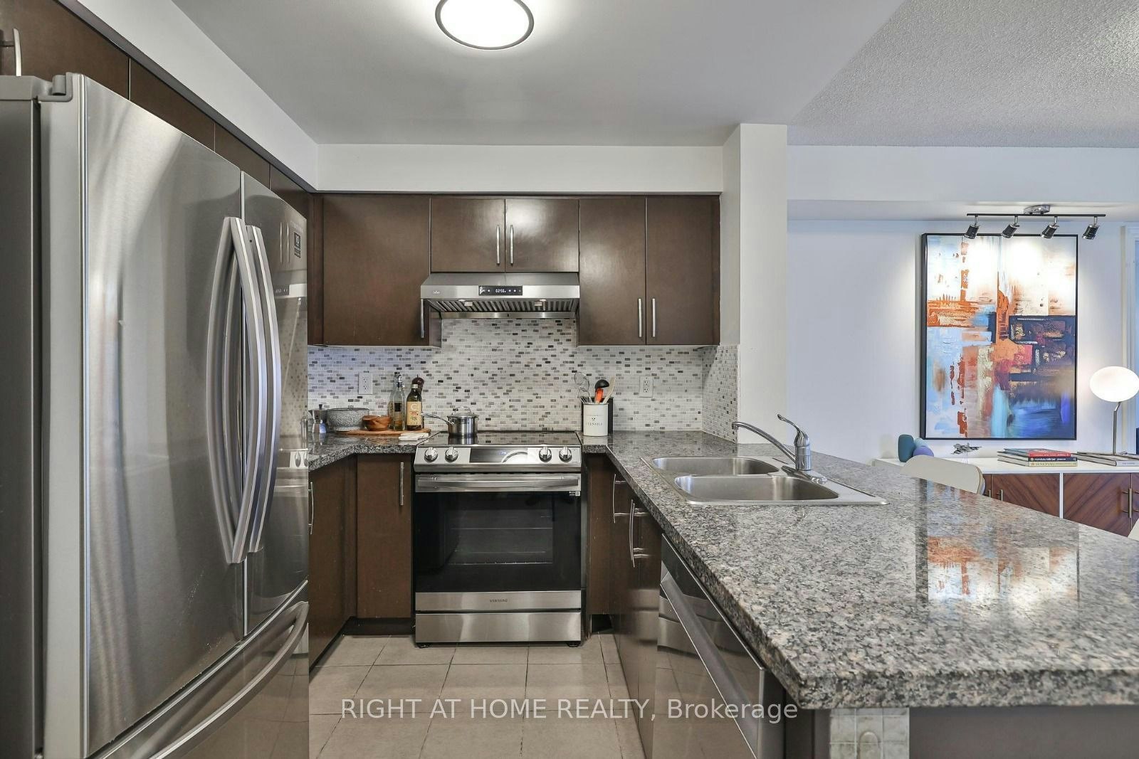 2402-3 Michael Power Place, Toronto, ON, M9A 0A2 - 14