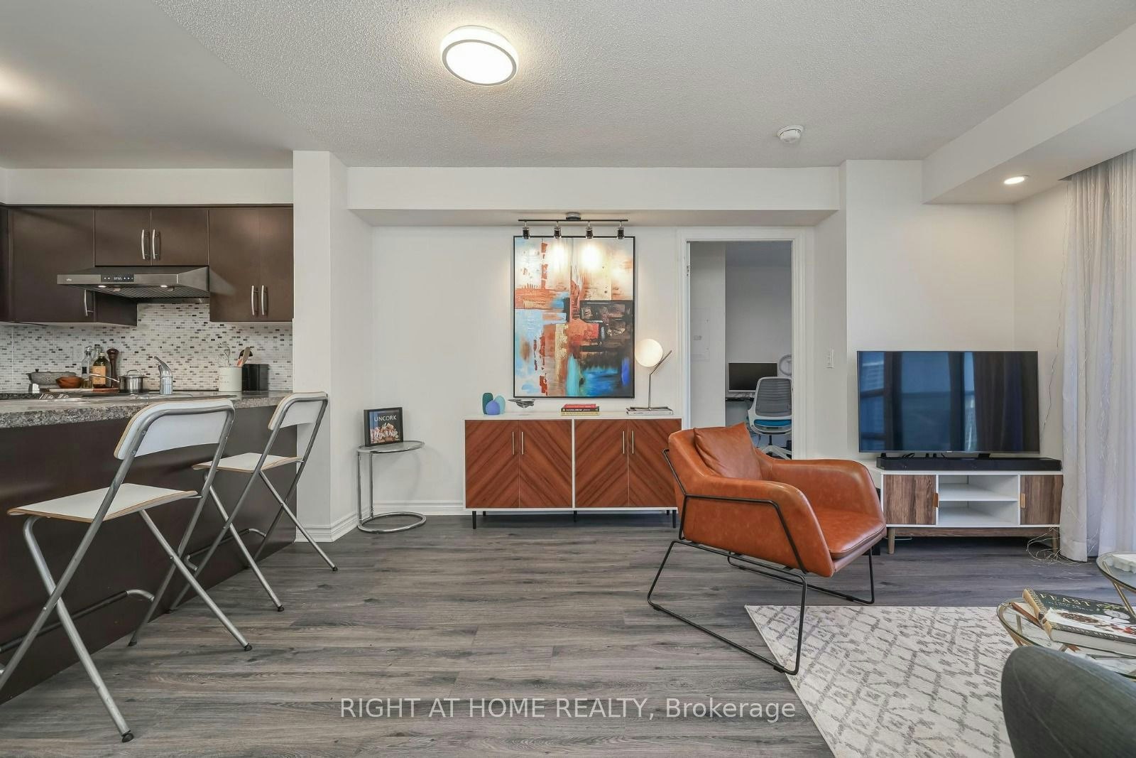 2402-3 Michael Power Place, Toronto, ON, M9A 0A2 - 8