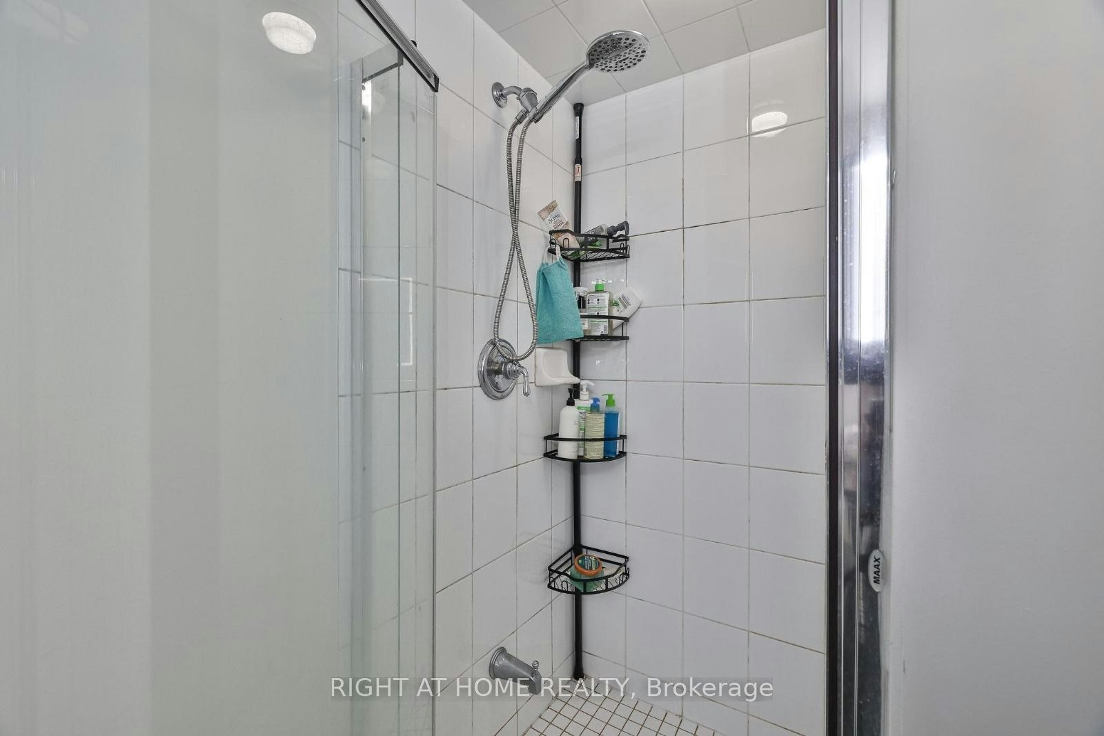 2402-3 Michael Power Place, Toronto, ON, M9A 0A2 - 19