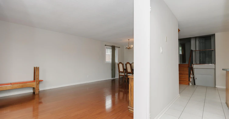 22 Blenheim Drive, Brampton, ON, L6Z 1H9 - 2
